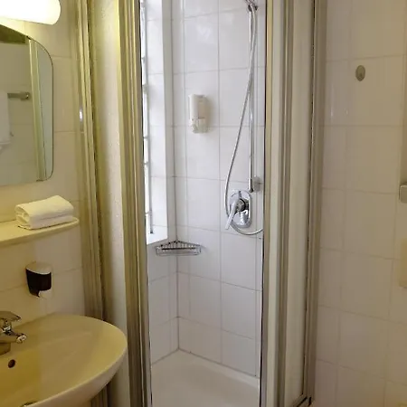 Hotell Flair Schwanen 3*