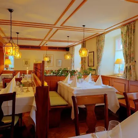 Hotel Flair Schwanen 3*