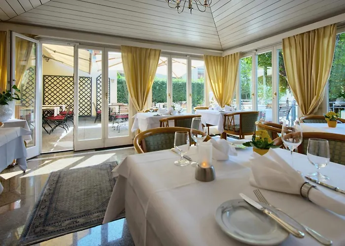 Flair Schwanen Otel 3*